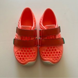 EUC Plae Mimo Coral Pink Water Everyday Shoes Size 11 Waterproof